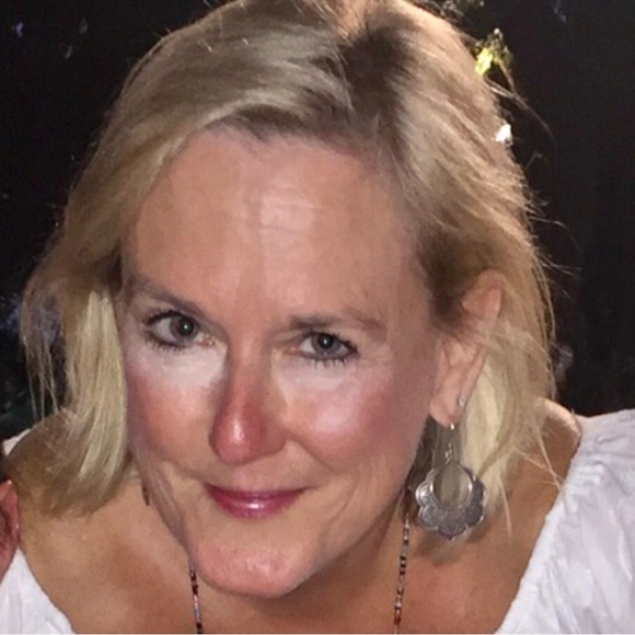 Meet your Posher, Marianne - Picture 2 of 2